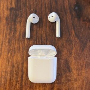 Apple AirPods 2